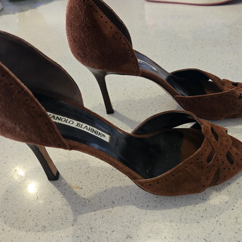Manolo Blahnik Chocolate Suede High Heels size 39 Made in Italy